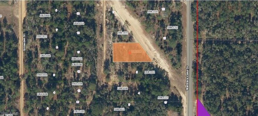 A VACANT LOT IN INTERLACHEN IN PUTNAM COUNTY!!!