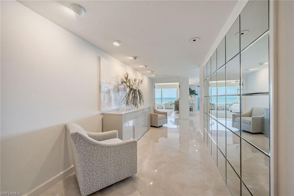 Photo of 10 Seagate DR #6N, NAPLES, FL 34103 (MLS # 225008770)