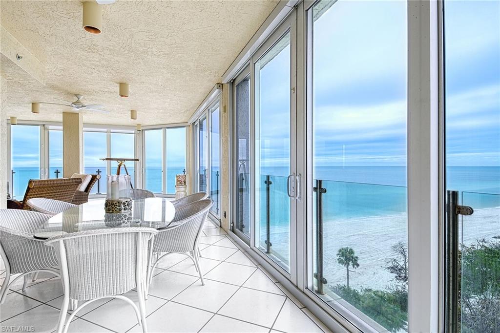 SEAPOINT AT NAPLES CAY - Residential