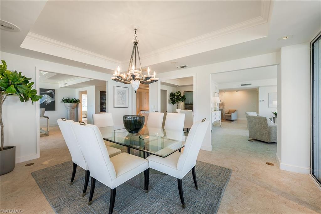 SEAPOINT AT NAPLES CAY - Residential