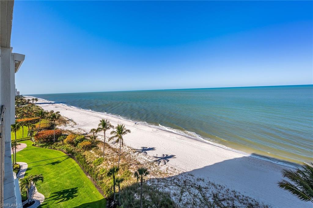 SEAPOINT AT NAPLES CAY - Residential