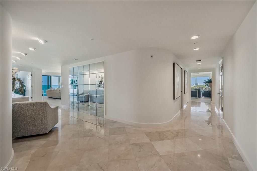 Photo of 10 Seagate DR #6N, NAPLES, FL 34103 (MLS # 225008770)