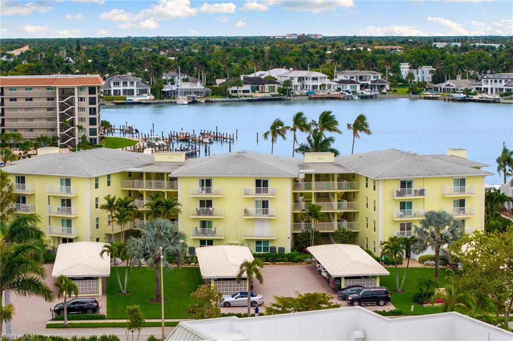 JENNIFER SHORES - Residential