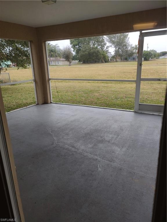 CAPE CORAL - Residential