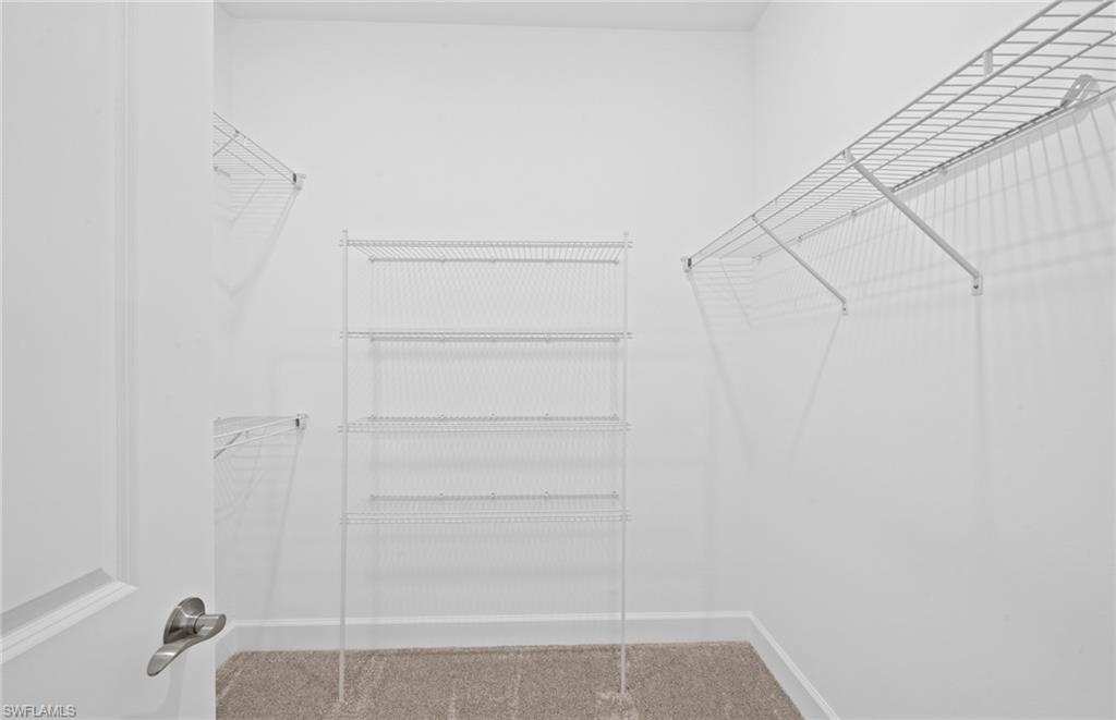 NORTHRIDGE - Residential