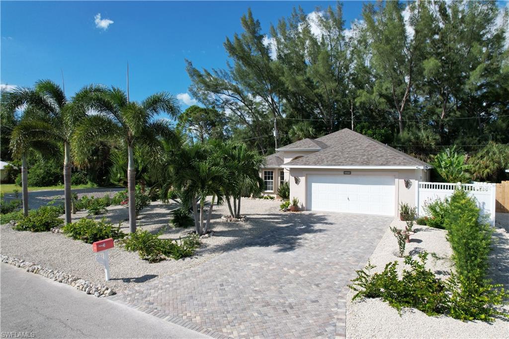 MANATEE BAY UNRECORDED SUBDIVISION - Residential