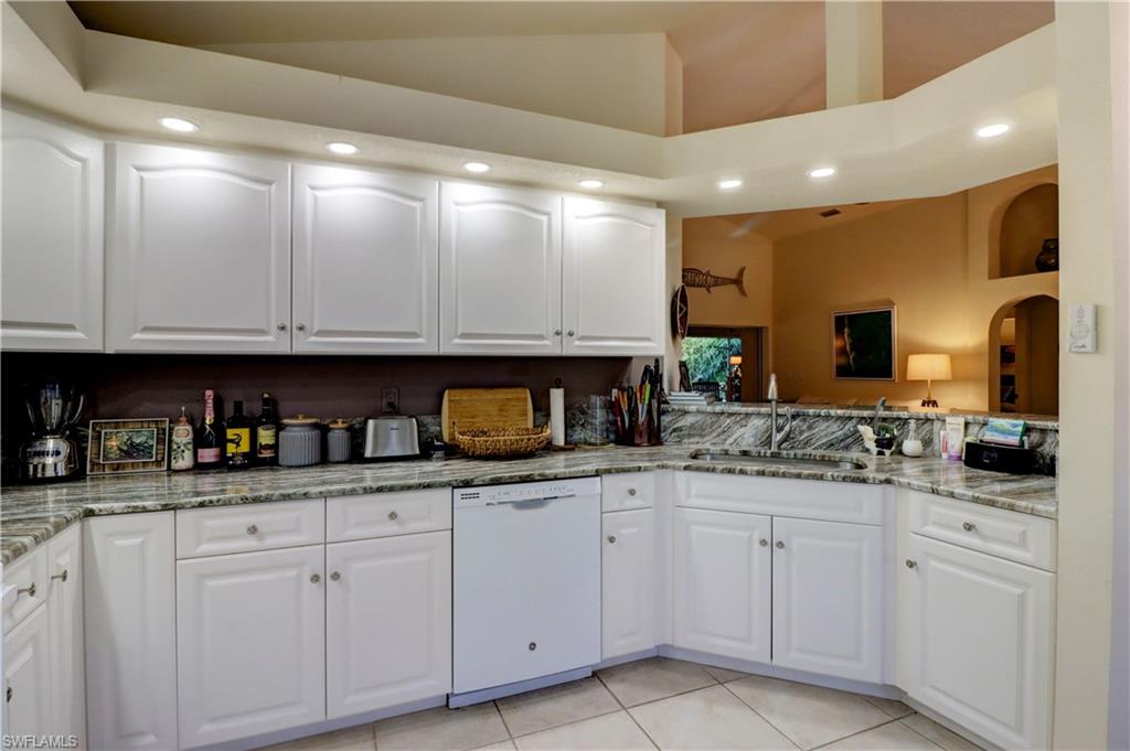 MANATEE BAY UNRECORDED SUBDIVISION - Residential