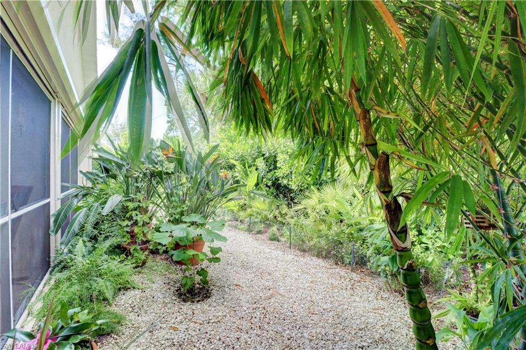 MANATEE BAY UNRECORDED SUBDIVISION - Residential