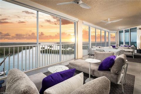 425 Dockside DR 905 NAPLES FL 34110