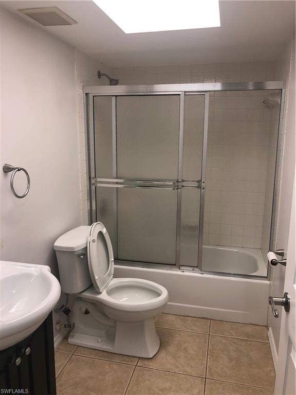 CAPE PARKWAY - Residential