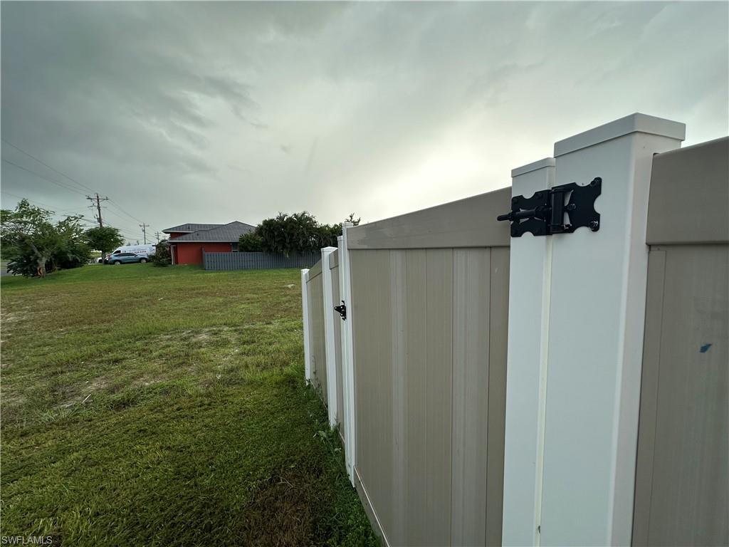 GATOR CIRCLE - Residential