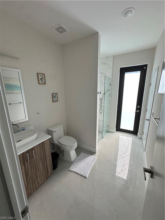 GATOR CIRCLE - Residential