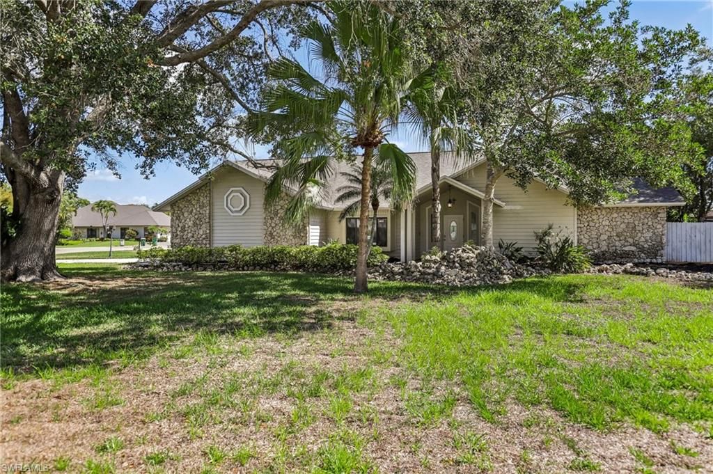 Photo of 1937 Princess CT, NAPLES, FL 34110 (MLS # 226019173)