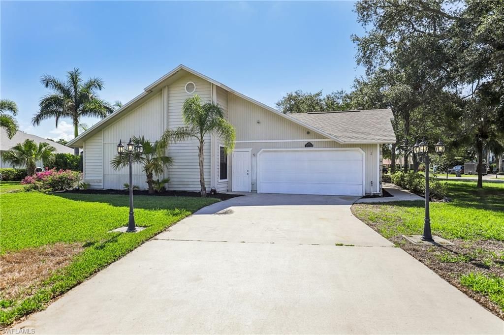 Photo of 1937 Princess CT, NAPLES, FL 34110 (MLS # 226019173)