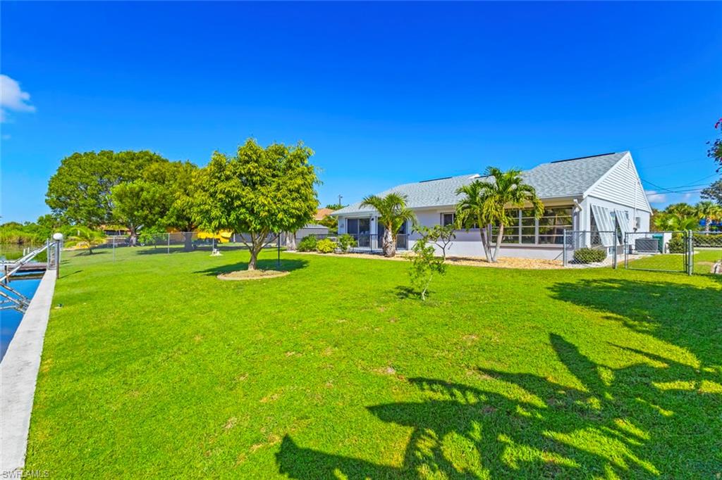 CAPE CORAL - Residential