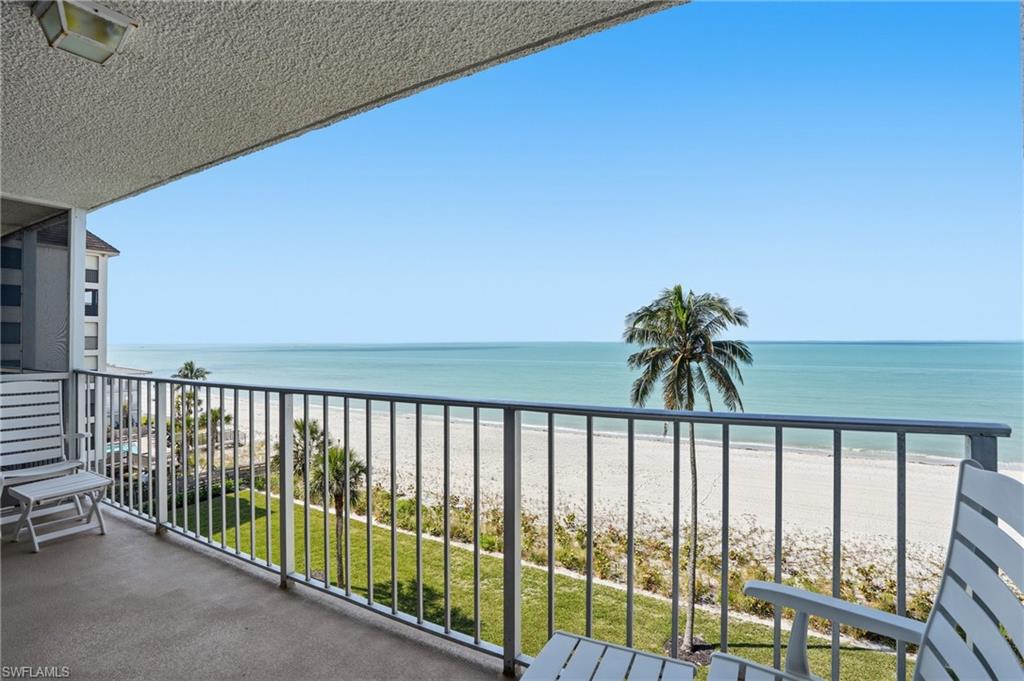 VANDERBILT SHORES - Residential