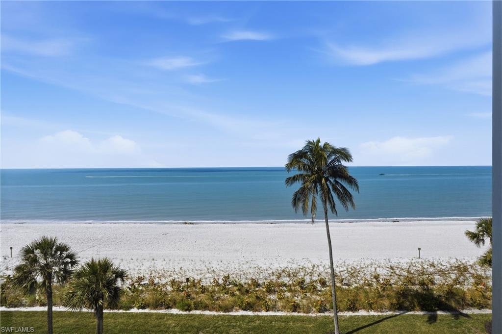 VANDERBILT SHORES - Residential