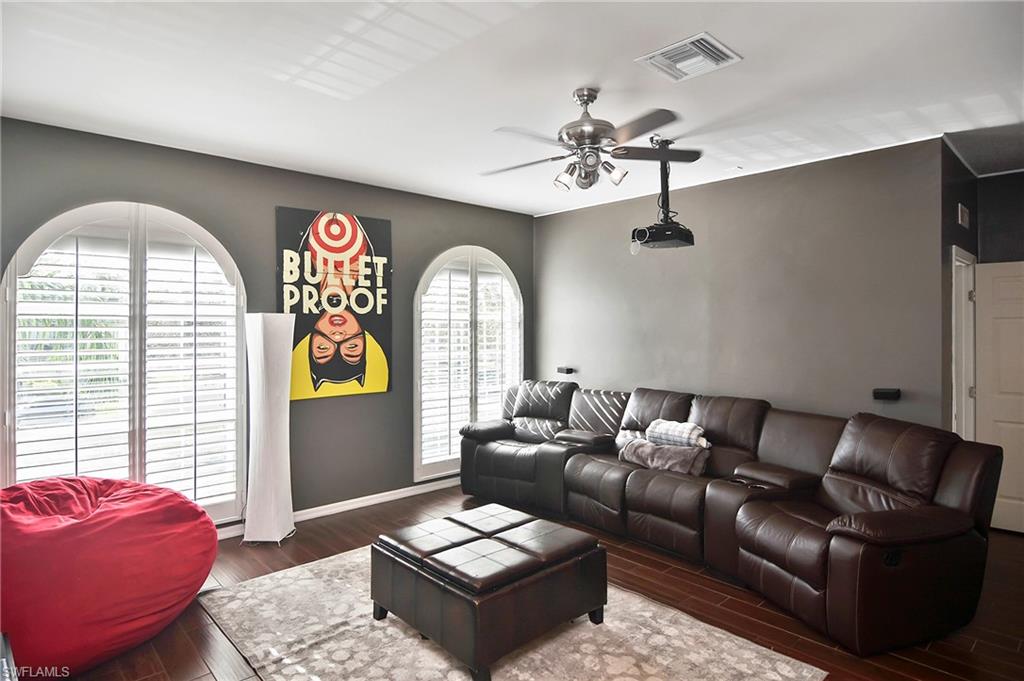 STONEYBROOK - Residential