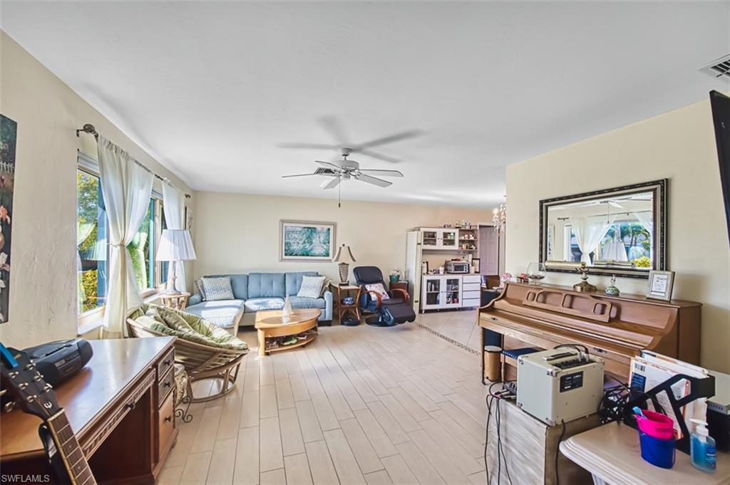 LELY GOLF ESTATES - Residential