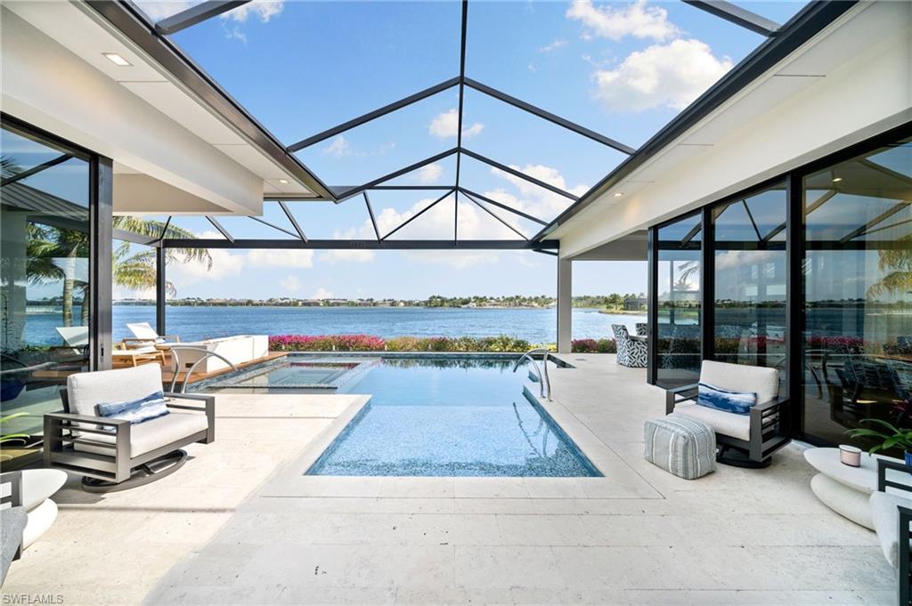 PARROT CAY - Residential