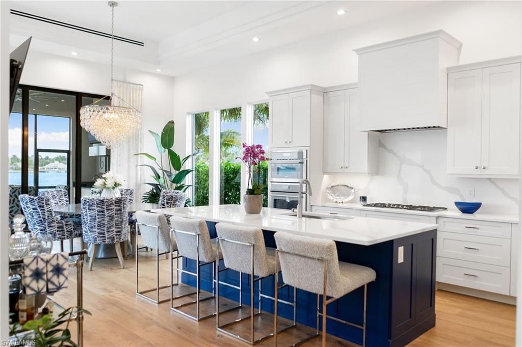 PARROT CAY - Residential