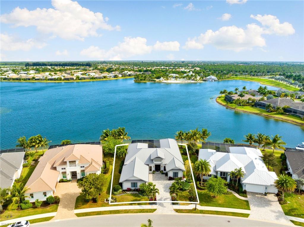 PARROT CAY - Residential