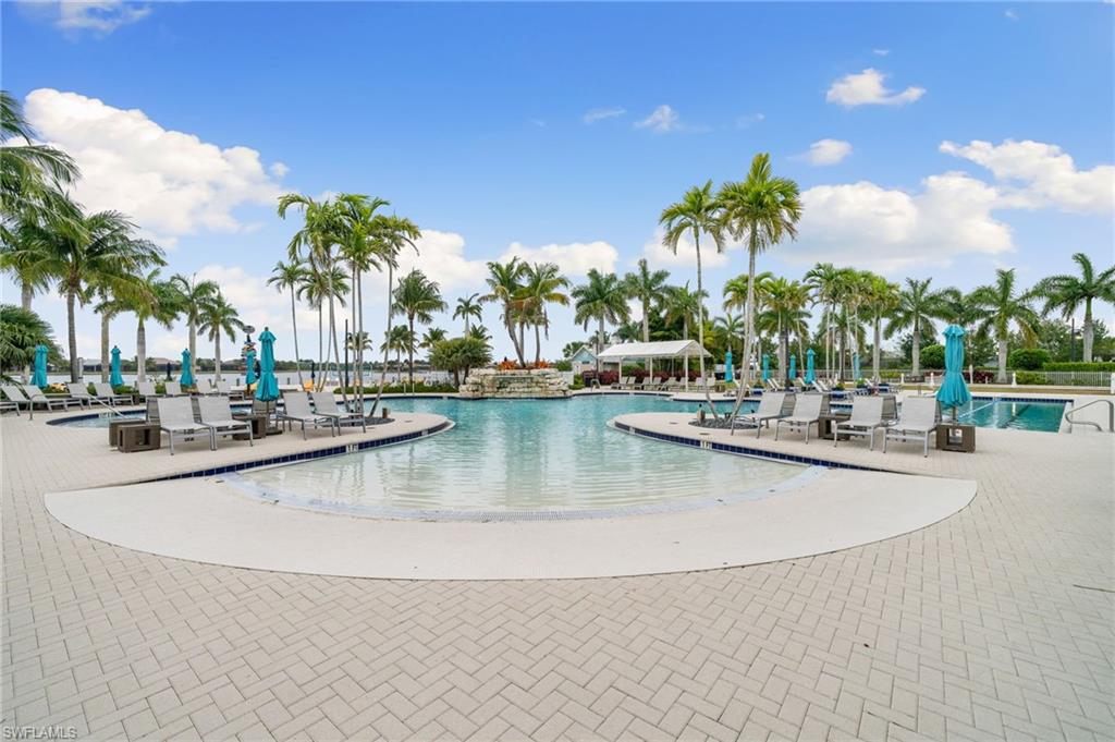 PARROT CAY - Residential