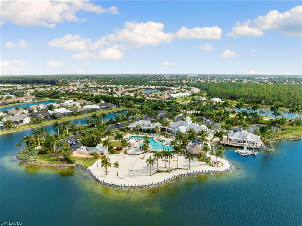PARROT CAY - Residential