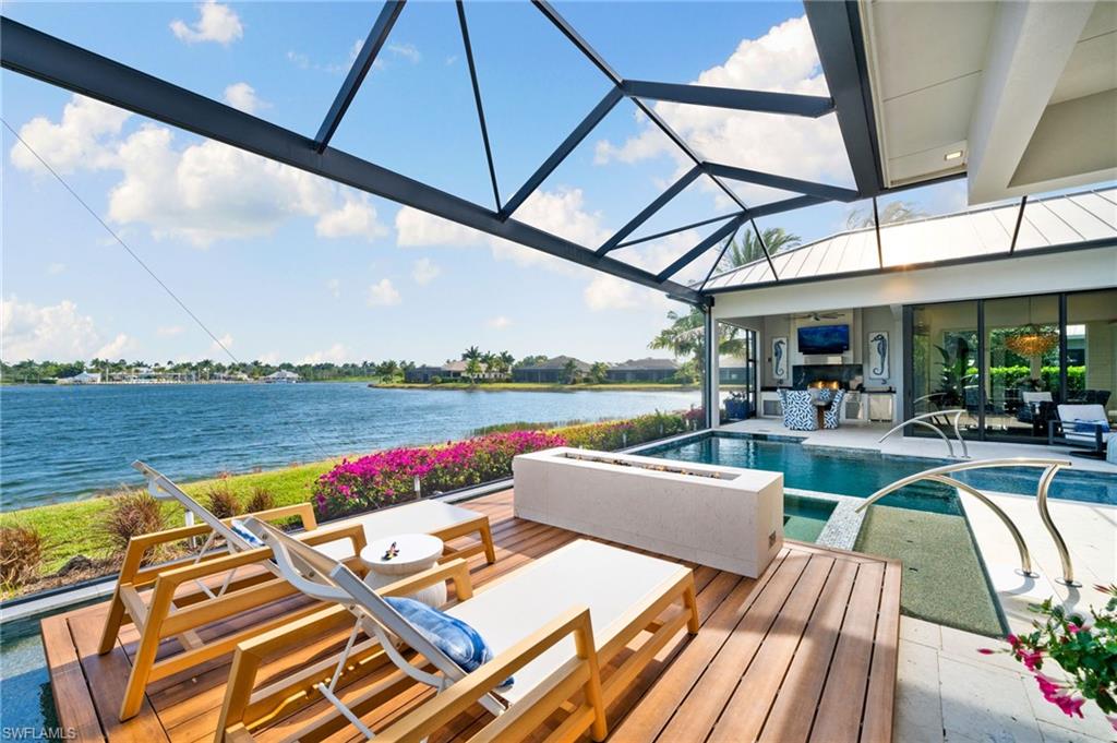 PARROT CAY - Residential