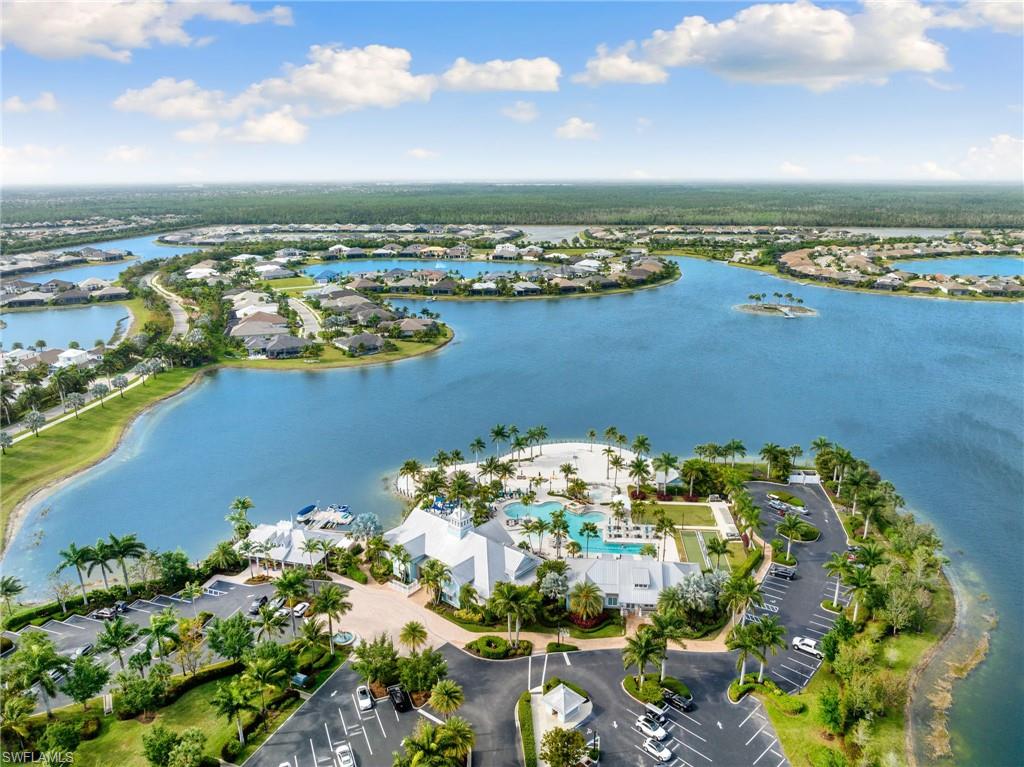 PARROT CAY - Residential