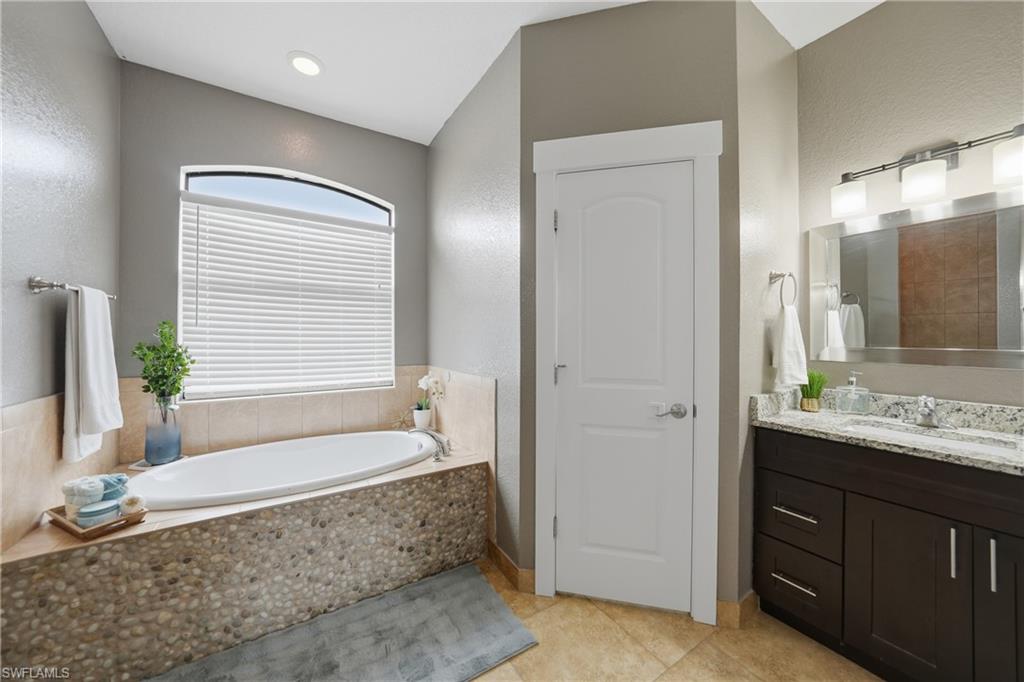 PORT CHARLOTTE - Residential