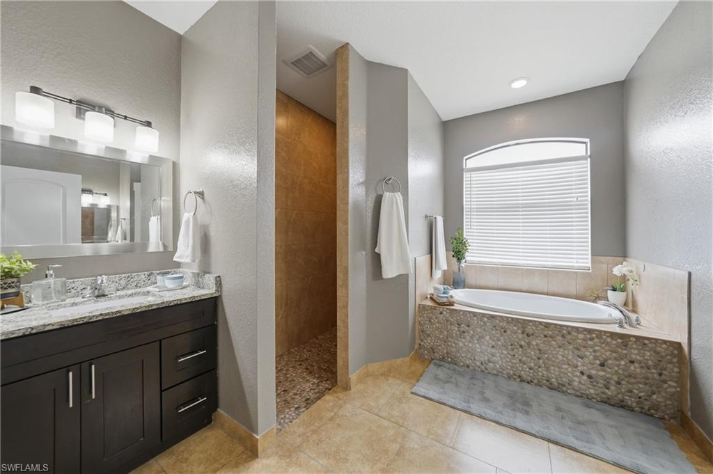 PORT CHARLOTTE - Residential