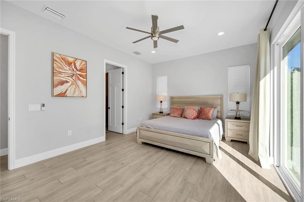 MARCO BEACH - Residential