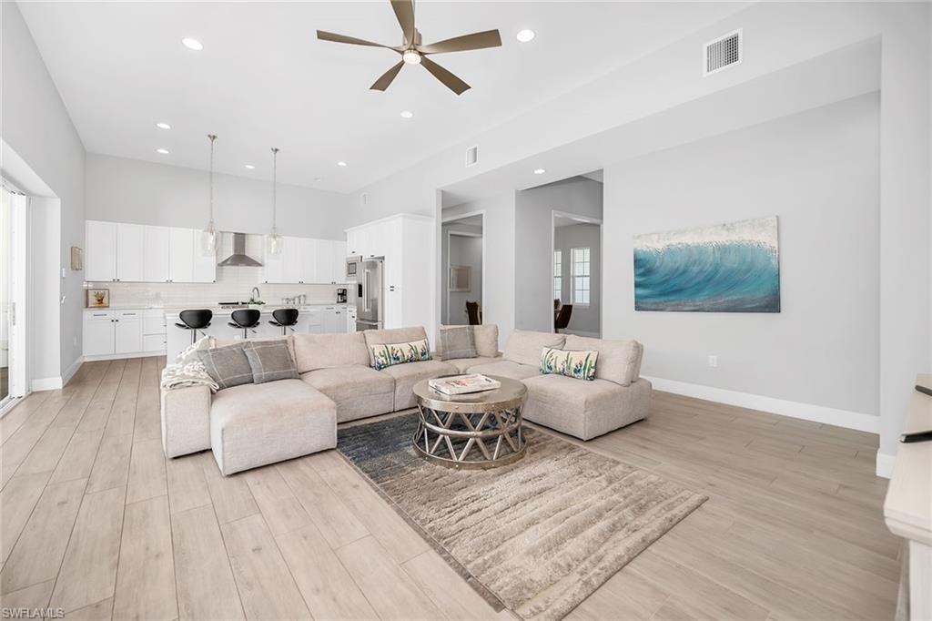 MARCO BEACH - Residential