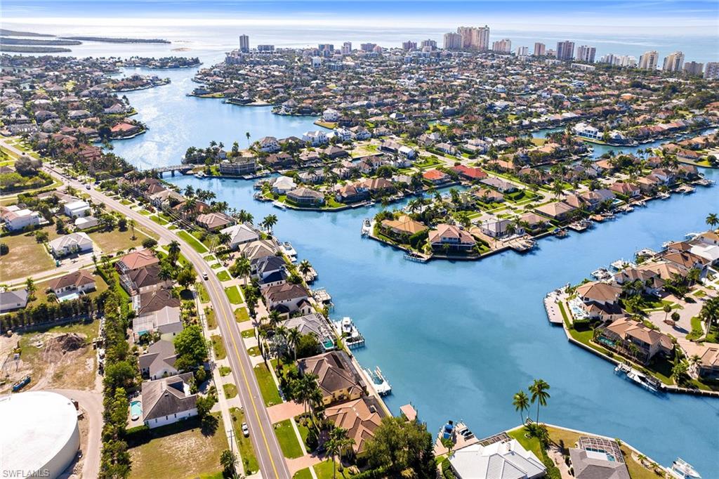 MARCO BEACH - Residential