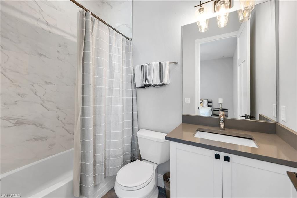 MARCO BEACH - Residential