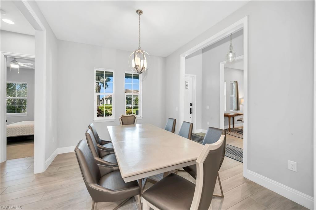 MARCO BEACH - Residential