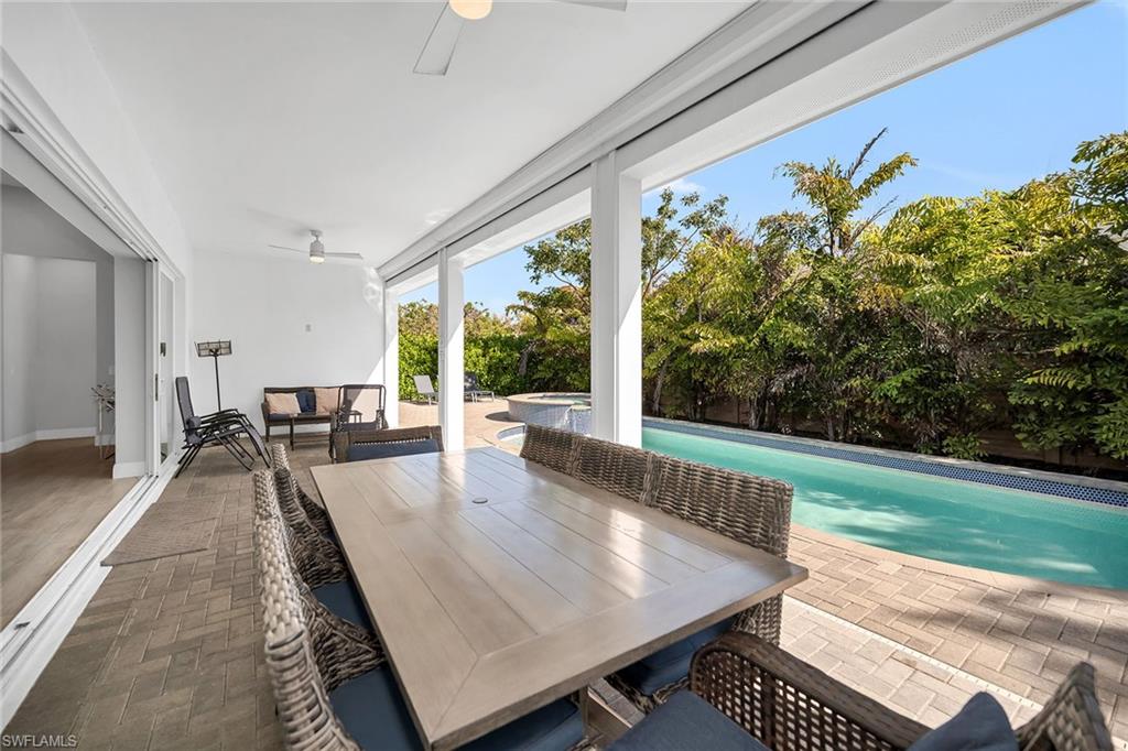 MARCO BEACH - Residential