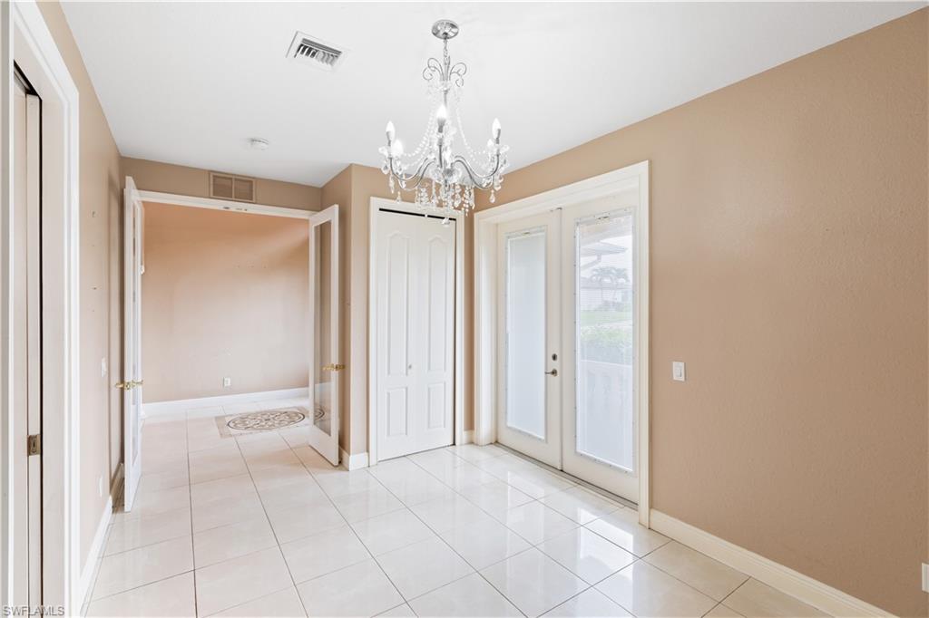 CAPE ROYAL - Residential