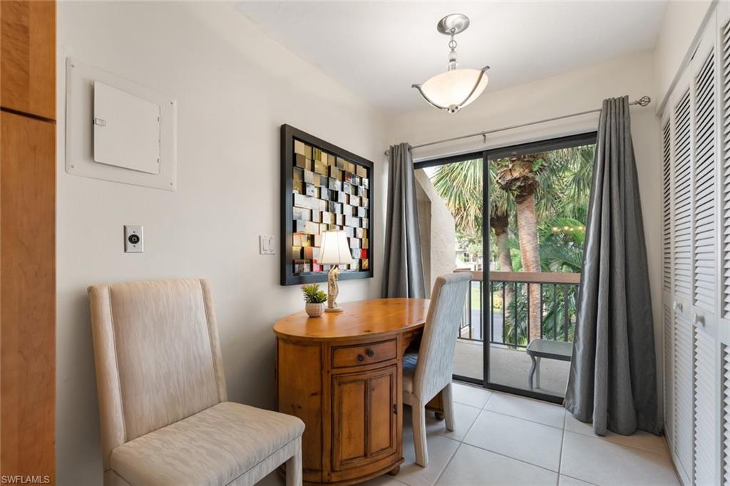 HAMPTONS AT KINGS LAKE - Residential