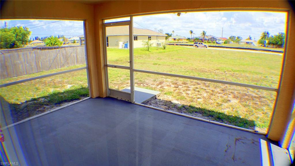 CAPE CORAL - Residential