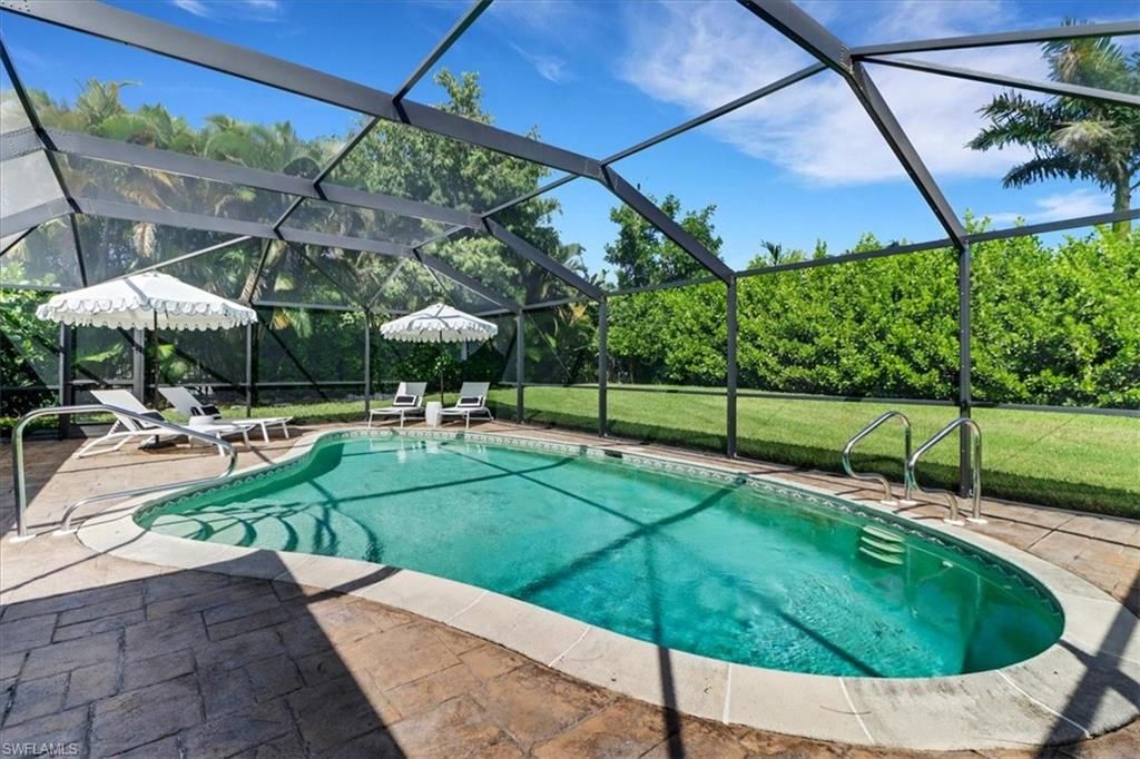 Photo of 701 Harbour DR, NAPLES, FL 34103 (MLS # 225073622)