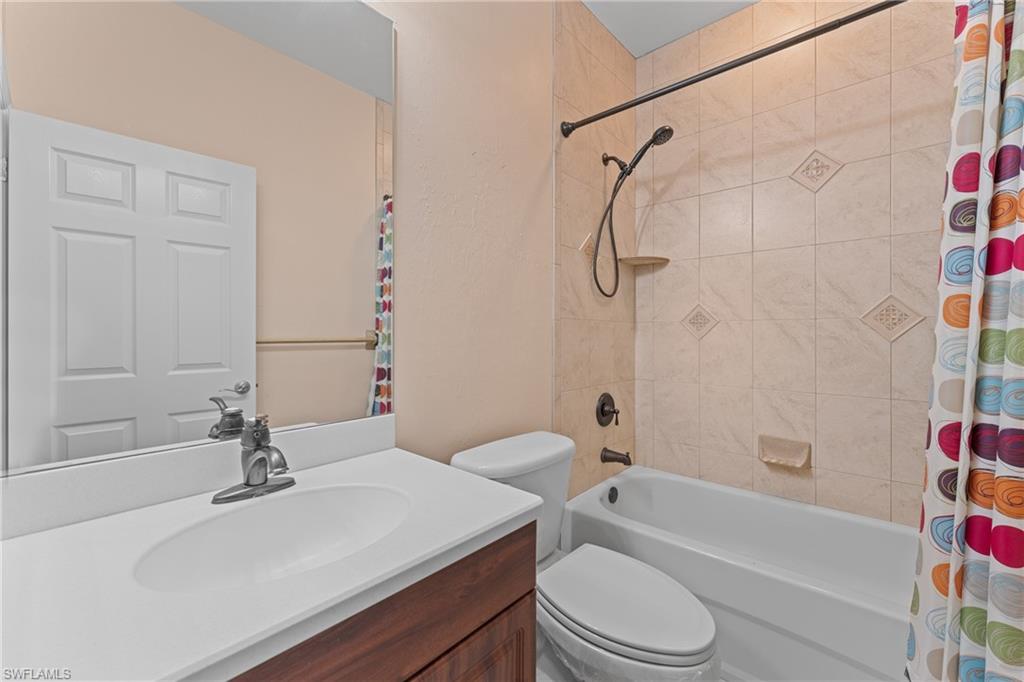 MIRROR LAKES - Residential