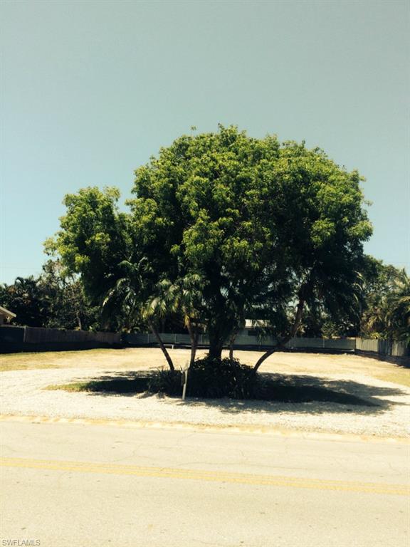 GOLF DRIVE ESTATES - Land