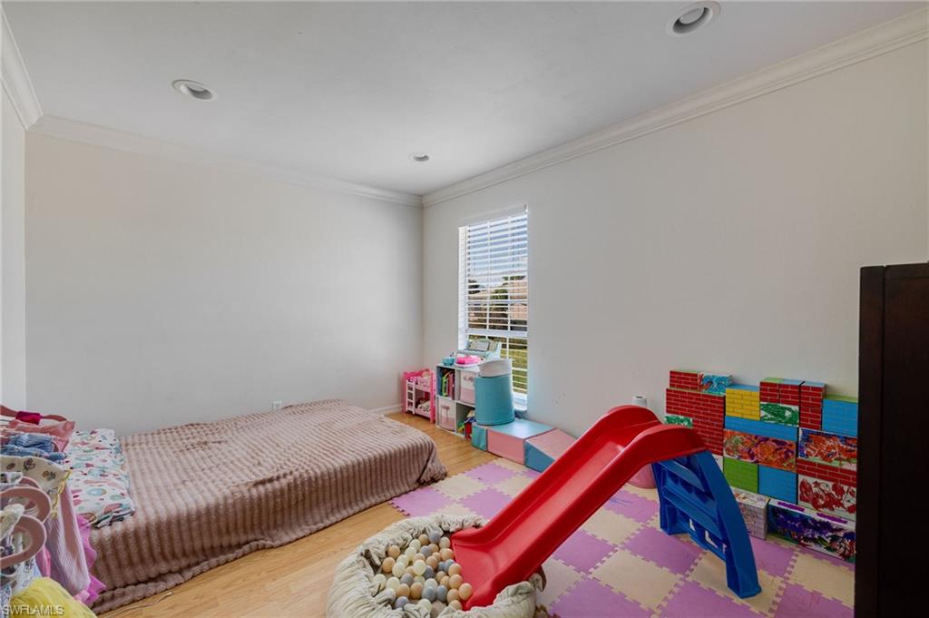 PROVINCETOWN - Residential