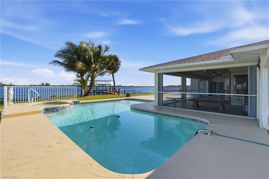 ALABAMA GROVE TERRACE - Residential