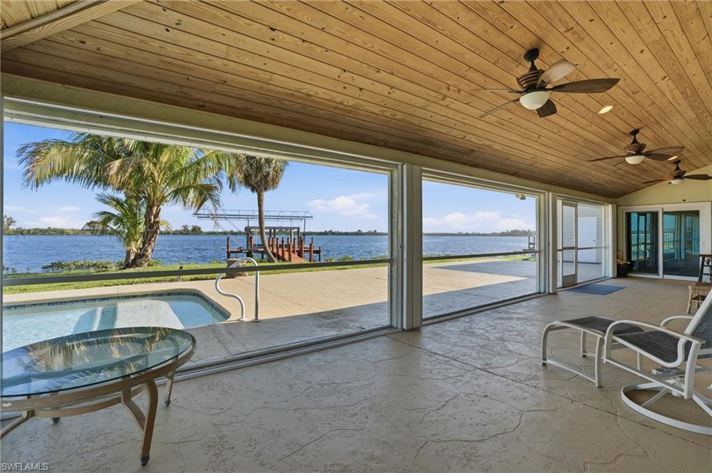 ALABAMA GROVE TERRACE - Residential