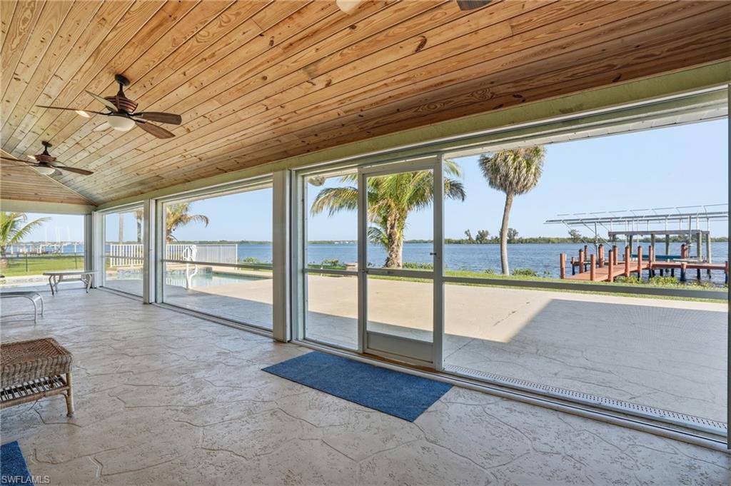 ALABAMA GROVE TERRACE - Residential