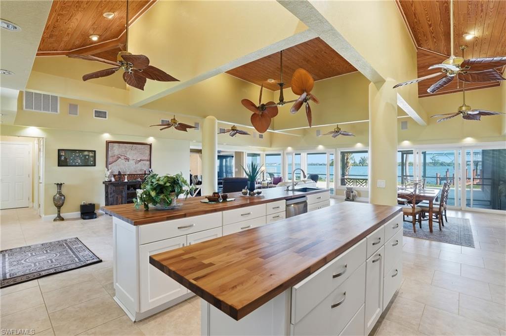 ALABAMA GROVE TERRACE - Residential