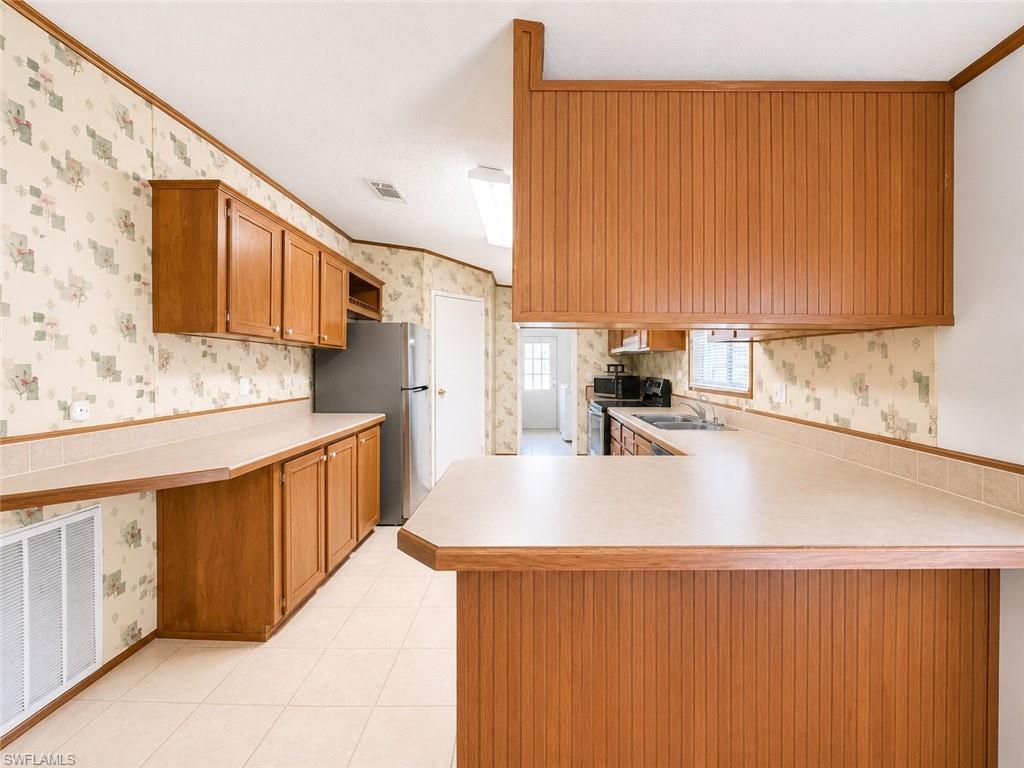 SUNCOAST ESTATES UNREC - Residential